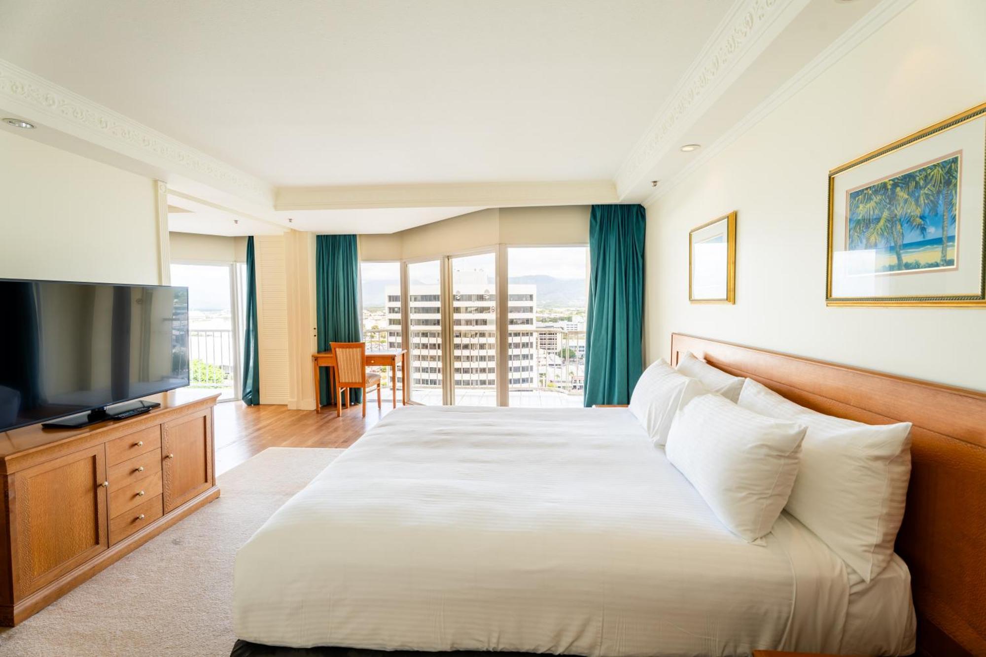 พูลแมน แคร์น อินเตอร์เนชั่นแนล Hotel แคนส์ ภายนอก รูปภาพ
